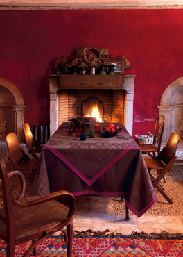 Argentine Cigar Tablecloth